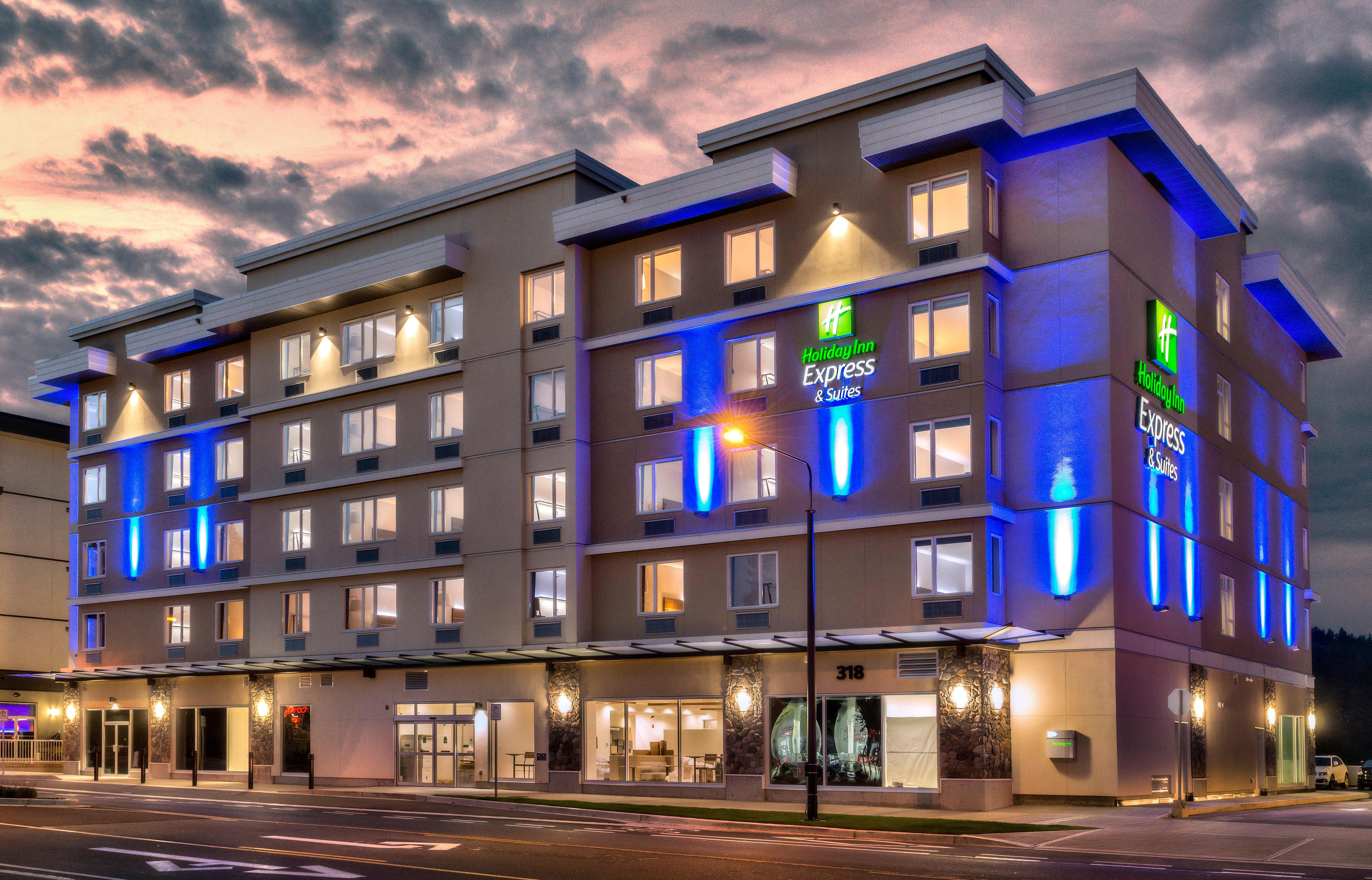 Holiday Inn Express & Suites Victoria-Colwood By Ihg Langford Exterior photo